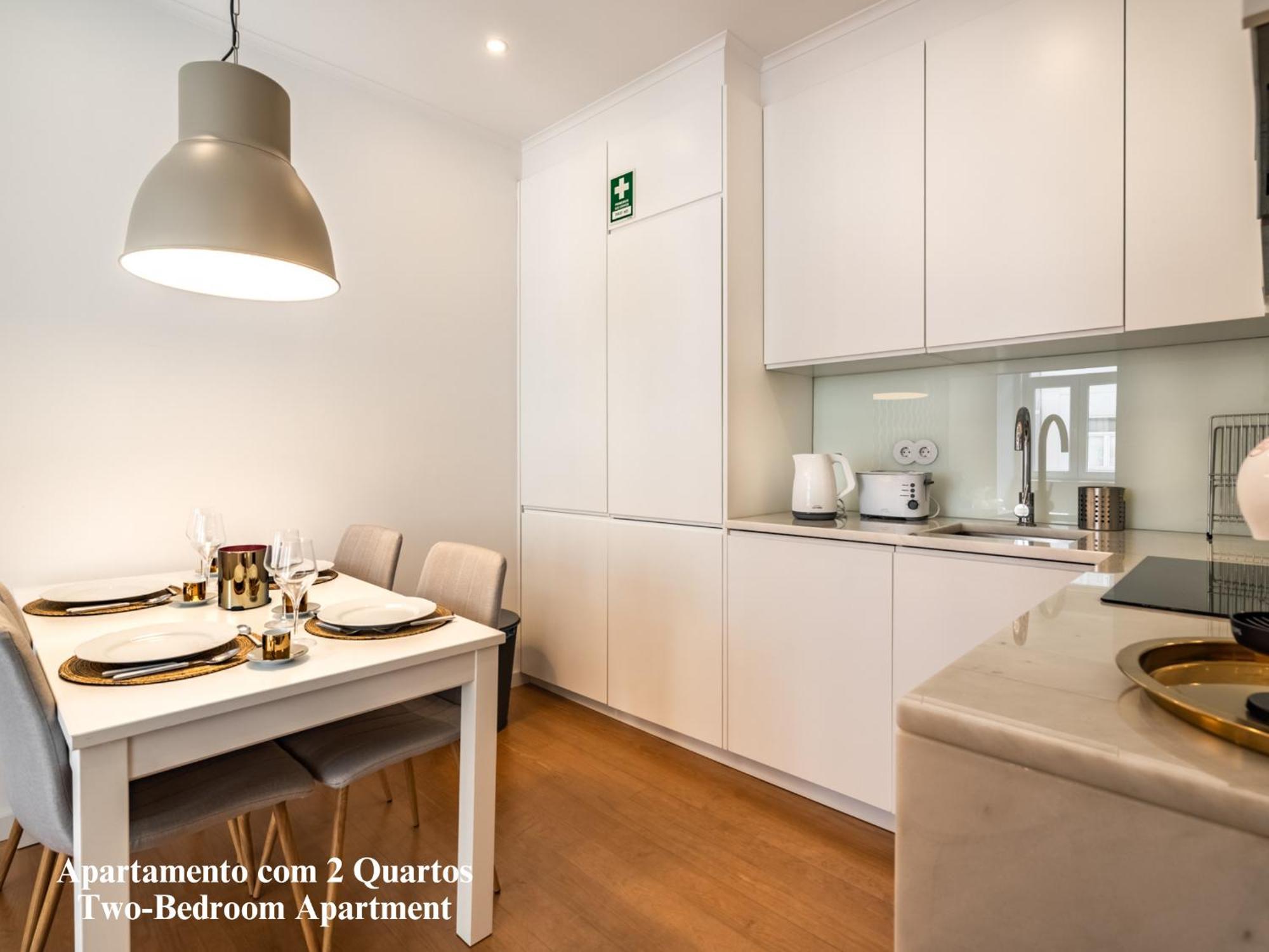 Ferienwohnung Akicity Anjos Golden Lissabon Exterior foto